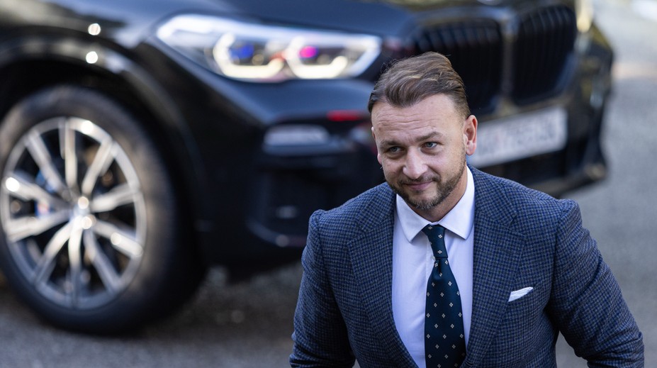 Vyše dva milióny eur za 30 áut. Ministerstvo vnútra nakúpi nové vozidlá pre úrad pre ochranu ústavných činiteľov