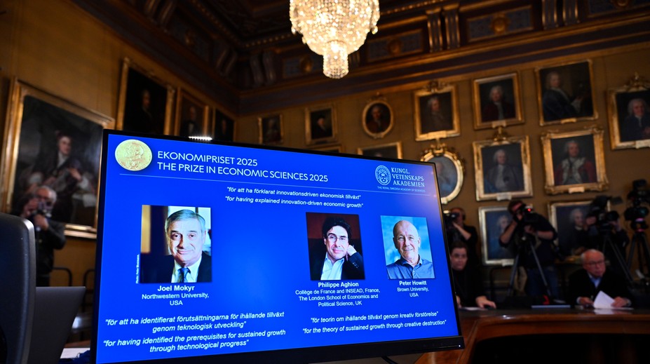 Udelili Nobelovu cenu za ekonómiu. Putuje do rúk vedcov, ktorí skúmali vplyvu inovácií na ekonomiku