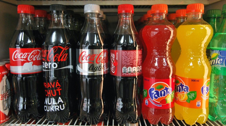 Obľúbený nápoj pripravuje zmenu. Zákazníkov čaká fľaša s netradičným objemom