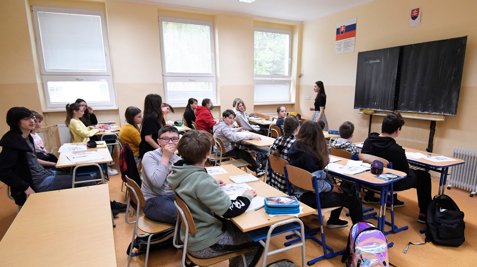 Návrat do školy bez potvrdenia. Rodičia už nemusia vypĺňať vyhlásenie o bezpríznakovosti