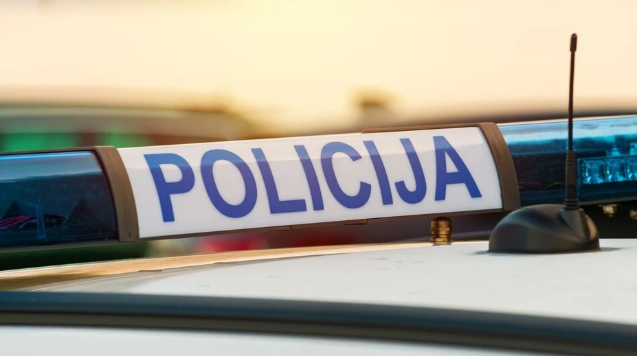 Futbalistu chytili s takmer 14 kilami marihuany. Obaja jeho rodičia pracujú v polícii