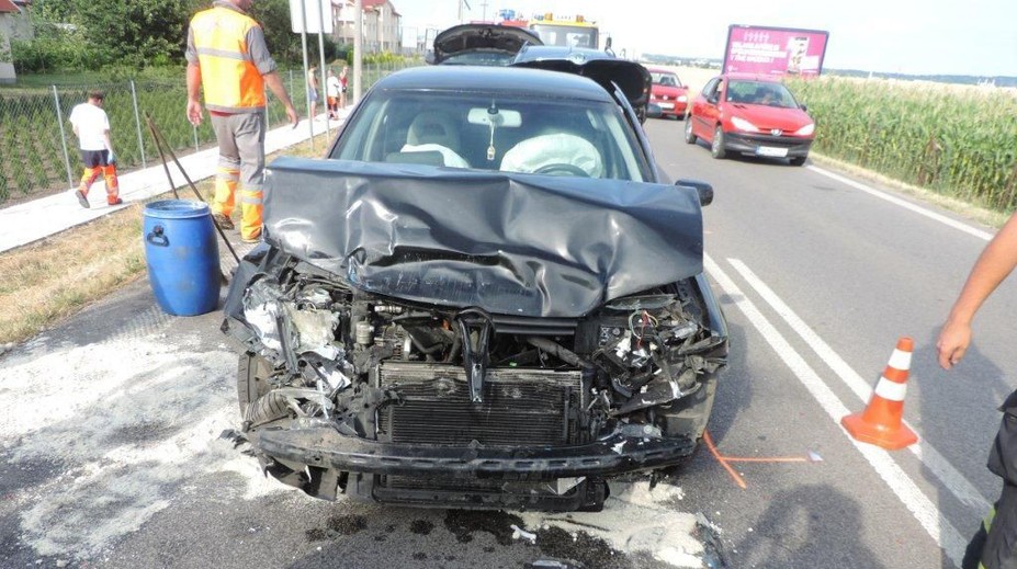 Pri nehode v Hornej Seči sa zranili štyri malé deti