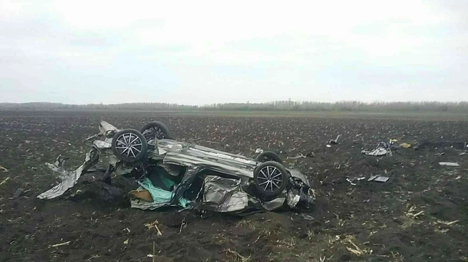 Z auta zostala len kopa šrotu. Na juhu Slovenska zahynul právnik z Maďarska