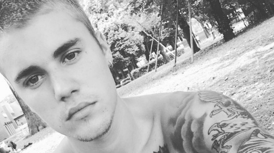 Fanúšikovia sú v šoku. Bieber im urobil to, čím sa vyhrážal