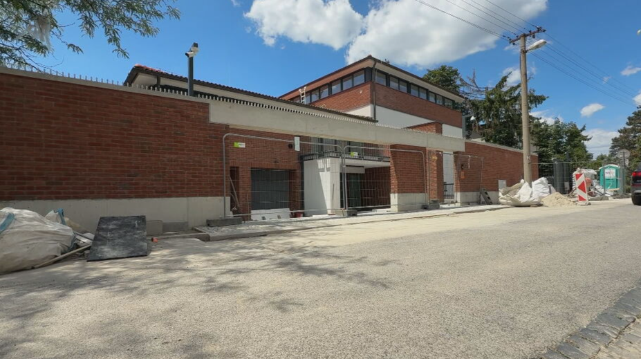 Neuveriteľný príbeh. Štát minul milióny na luxusnú vilu a teraz v nej nemá kto bývať