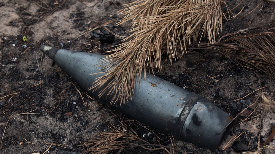 Muž našiel funkčný delostrelecký granát z druhej svetovej vojny. Odniesol si ho domov