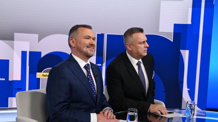 Prečo hovoríte, že Fico je najlepší premiér, keď vás znova dostane mimo parlament? Opýtal sa divák A. Danka