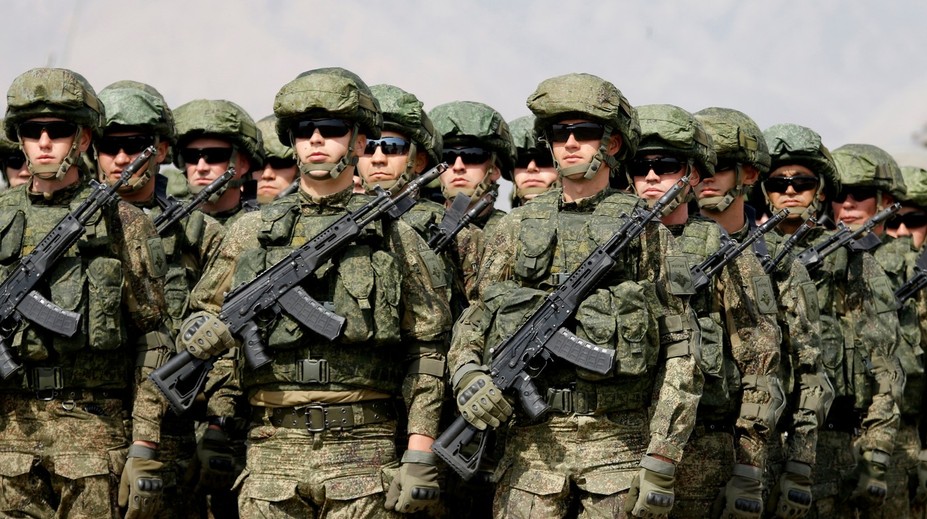 Rusko má na hraniciach NATO 360-tisíc vojakov pripravených na boj, tvrdí nemecký expert. Litva to označila za nezmysel