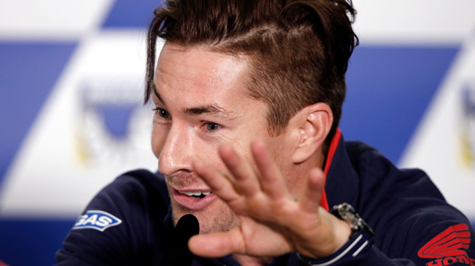 Majster sveta MotoGP bojuje o život, zrazilo ho auto