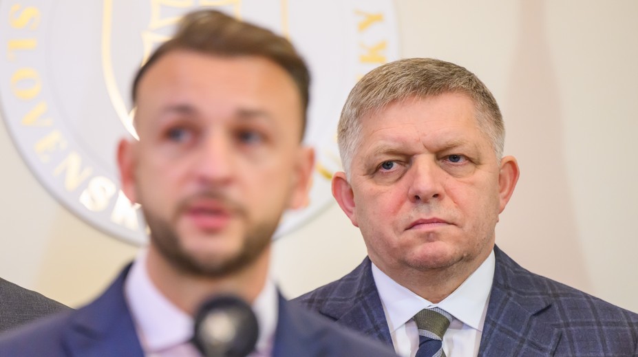 PRIESKUM: Koalícia stráca voličov. Hlas má už len tretinu podpory z volieb