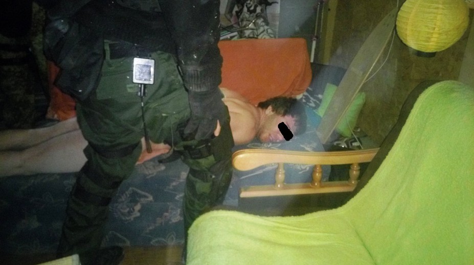 Behan už nadobro dobehal. Sledujú ho 24 hodín denne a hrozí mu 20 rokov