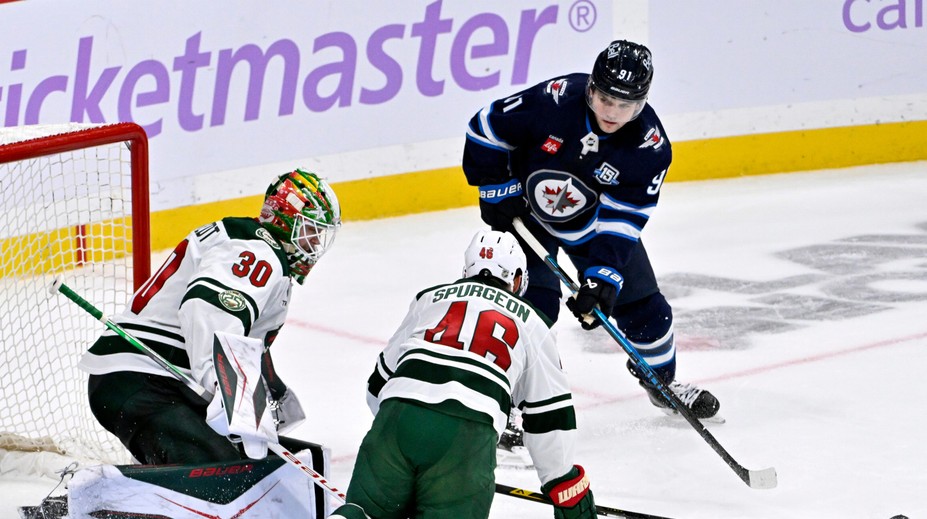 VIDEO: V NHL sa darilo brankárom, dva duely rozhodol jediný gól. Colorado potvrdilo skvelú formu