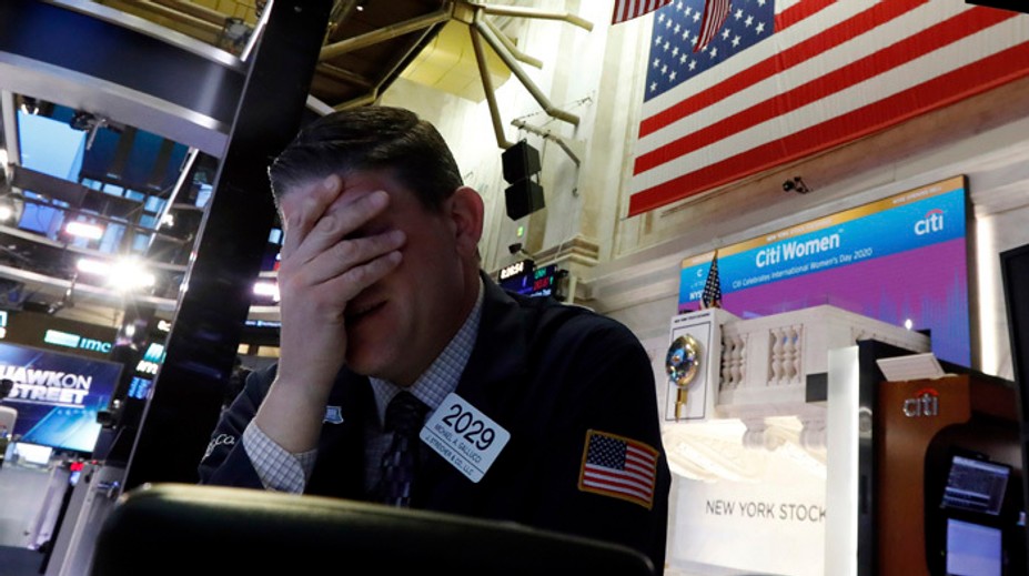 Dopyt po rope stále klesá, cena WTI sa prepadla na 21-ročné minimum