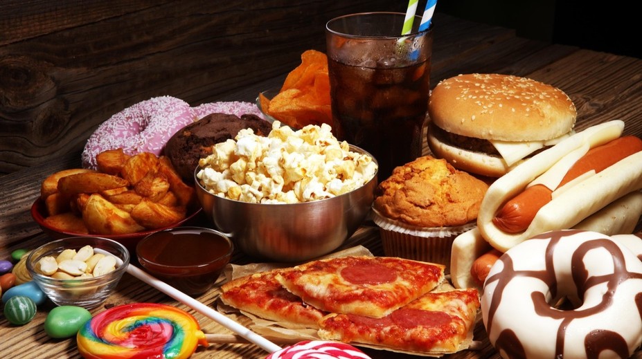 Prichádza nová vlna potravinových regulácií. Vedci varujú pred nebezpečnými farbivami a skrytým cukrom