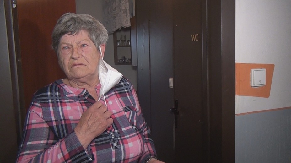 Dôchodkyňa v byte tri roky vdychuje toxické látky. Správca jej nateraz nevie pomôcť