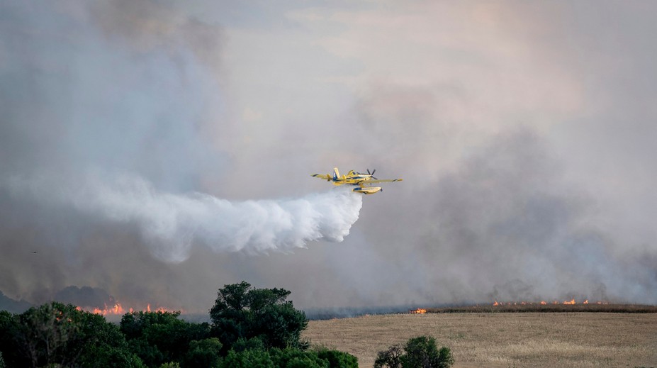 Madrid zahalil oblak dymu z neďalekého lesného požiaru. Úrady vyzvali obyvateľov, aby zostali doma