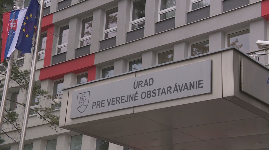 Dokončenie diaľnice sa zrejme natiahne o ďalšie roky. Úrad pre verejné obstarávanie našiel pochybenie