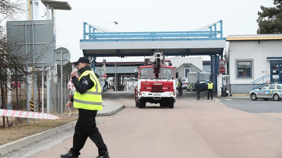 Po výbuchu v českej chemičke hlásia šesť mŕtvych