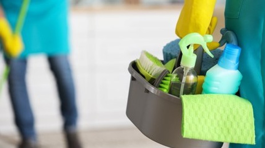 Sú čistiace prostriedky vo vašej domácnosti bezpečné? Môžu obsahovať škodlivé látky