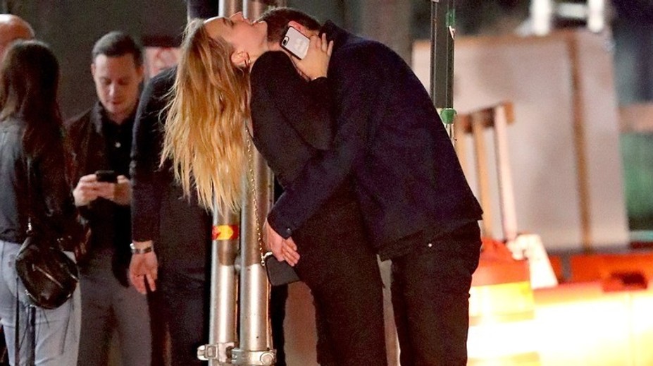 Mali svadbu, aby sa o pár mesiacov rozišli: Herca pristihli s novou frajerkou