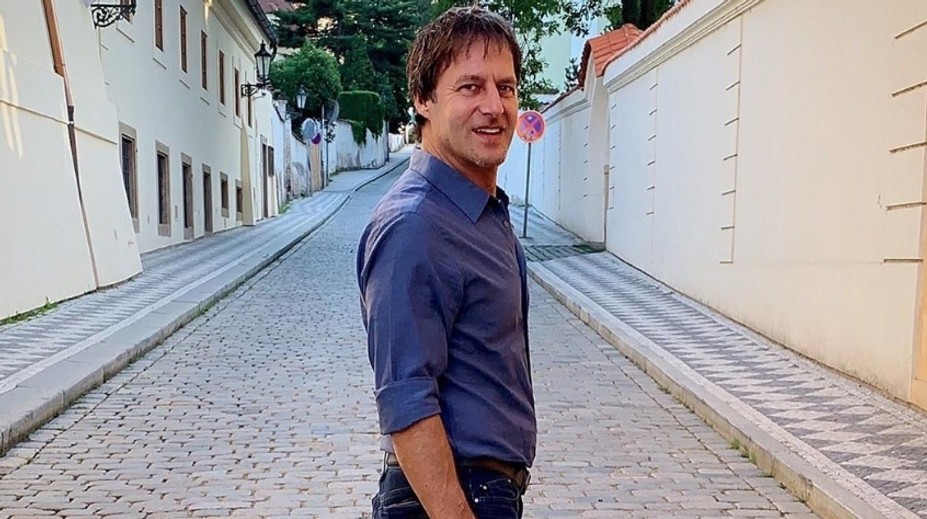 Habera priletí na finále vo veľkom štýle. A s ním aj táto superstaristka!