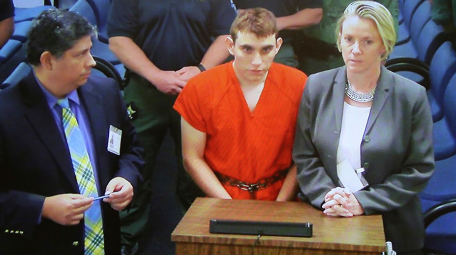 Cruz za šesť minút postrieľal deti, potom išiel na drink