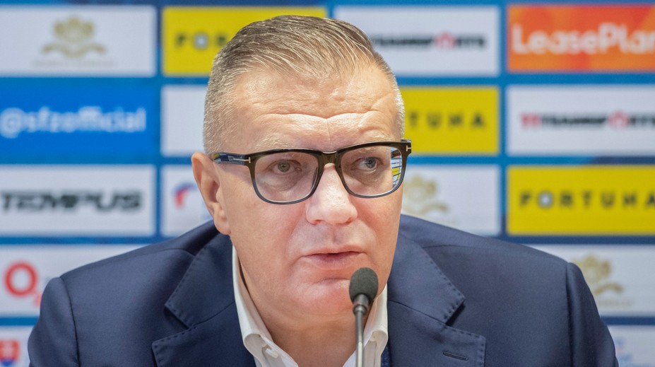 Škandál SFZ: Objednávky telefónov preveruje Úrad boja proti organizovanej kriminalite