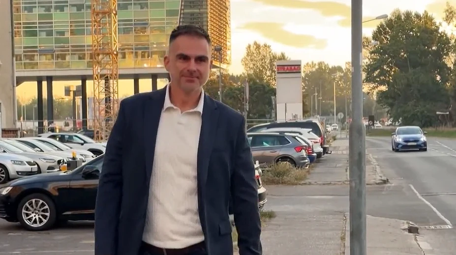 Čurillovec Svítok sa po rozhodnutí súdu vybral do práce. Zurian ho poslal domov: „Nemám pre neho miesto“