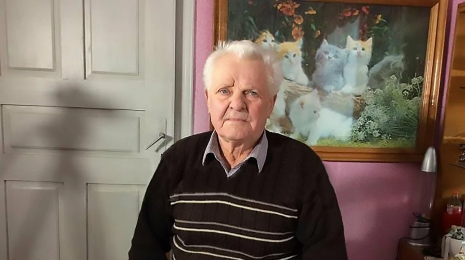Rumunský dôchodca tvrdí, že jeho krstným otcom bol Hitler