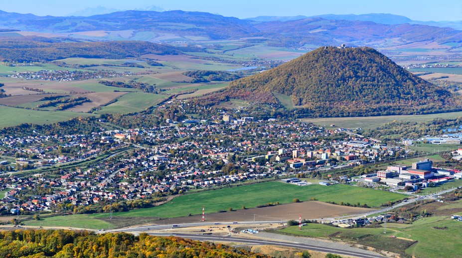Slovenské mesto ide úplne proti trendu. Väčšinu trápi úbytok obyvateľov, ku nim sa hrnú mladí
