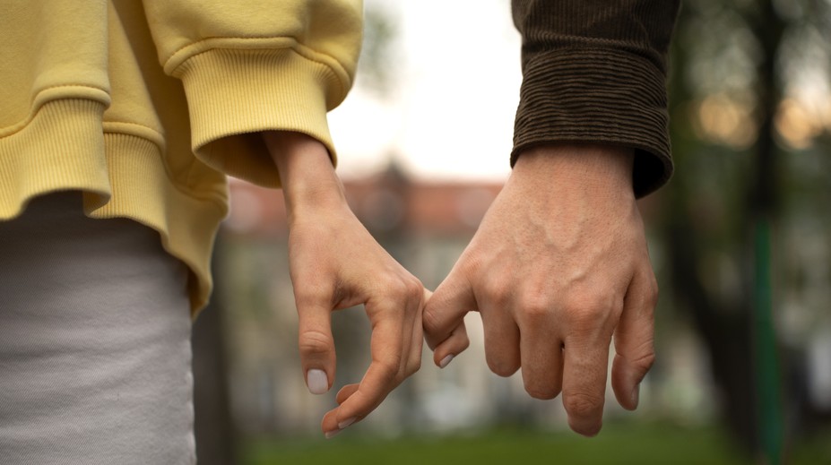 Nezvyčajná finančná odmena. Firma sa rozhodla prispieť zamestnancom za to, že budú aktívne randiť