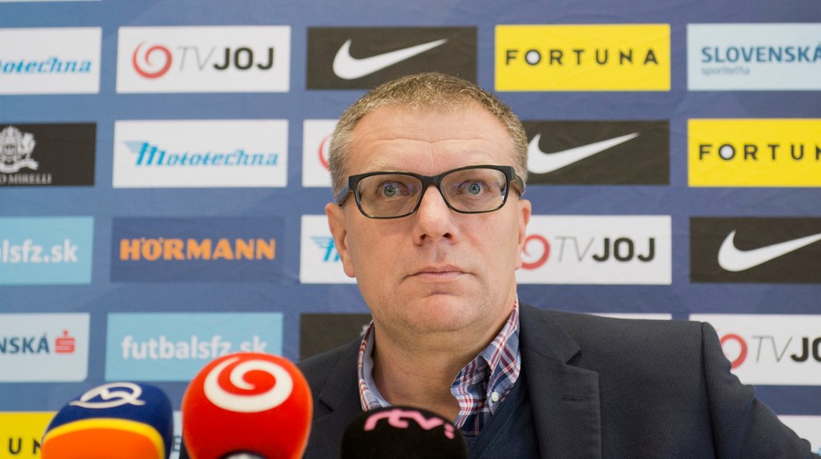 Slovenský futbalový zväz požiadal UEFA o preloženie duelu s Írskom