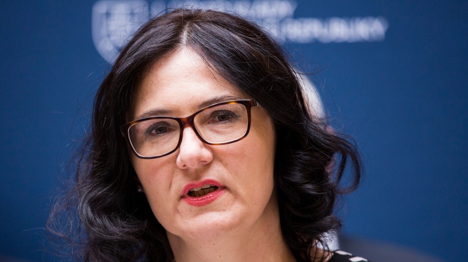 Lubyová odvolá pre chyby v žiadostiach o stimuly na vedu šéfa sekcie vedy na ministerstve