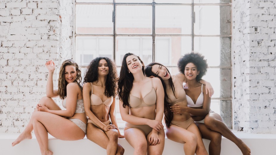 Ste schopná nevery? Odhaliť to môže aj veľkosť vášho poprsia