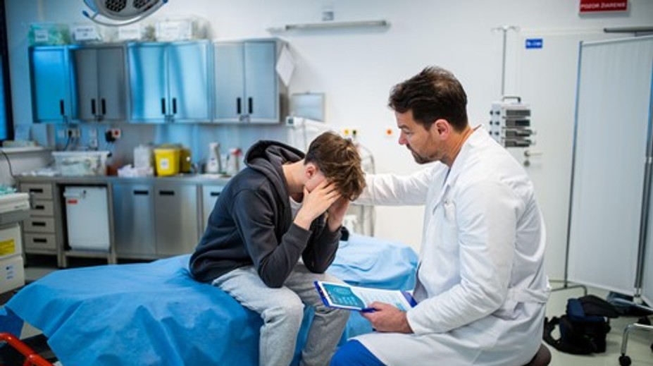 Mladík mal spočiatku len nenápadné príznaky. Závažná diagnóza ho o pár mesiacov pripravila o život