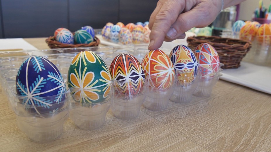 Kraslice z Domaniže sú svetovým unikátom. Už viac ako 100 rokov vznikajú úplne inak