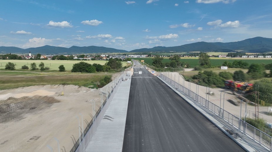 Veľký projekt pri Trenčíne je takmer hotový, no Slováci sa po ňom stále neprevezú