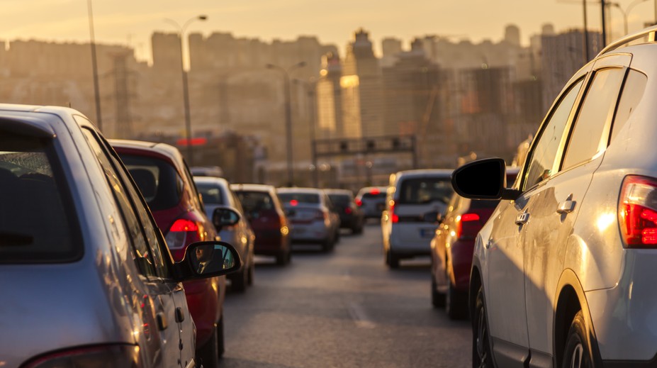 Dopravná zápcha bez stresu? Naučte sa správne zipsovať