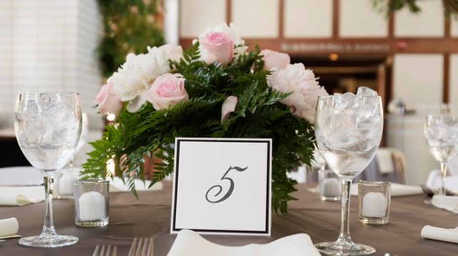 Plánujete svadbu v roku 2025? Poradíme, ako efektívne vytvoriť zoznam hostí