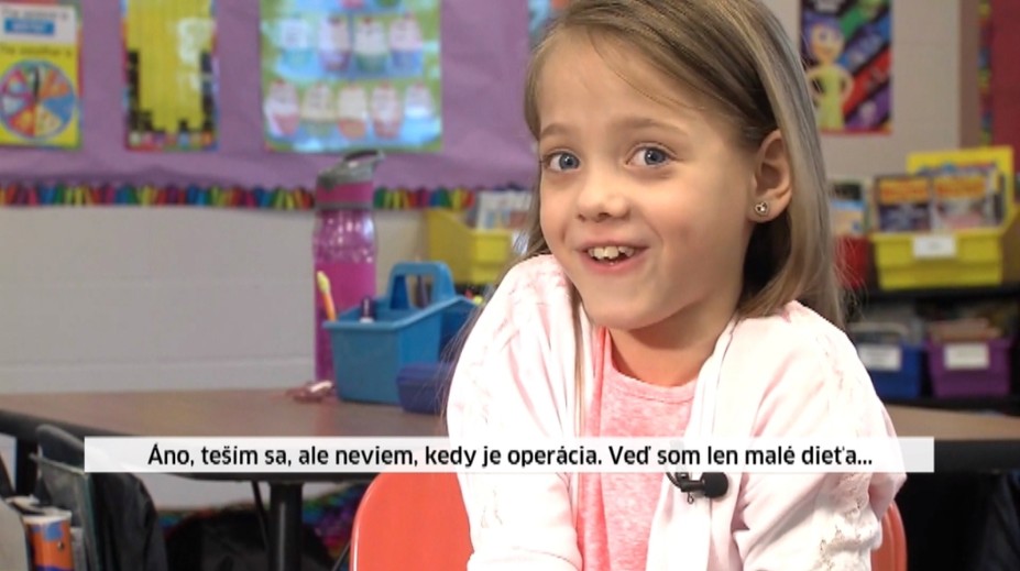 Krásne gesto. Učiteľka daruje žiačke obličku