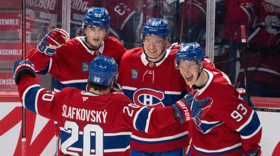 VIDEO: Slafkovský pokračuje v parádnych výkonoch. Tromi bodmi zariadil triumf Montrealu