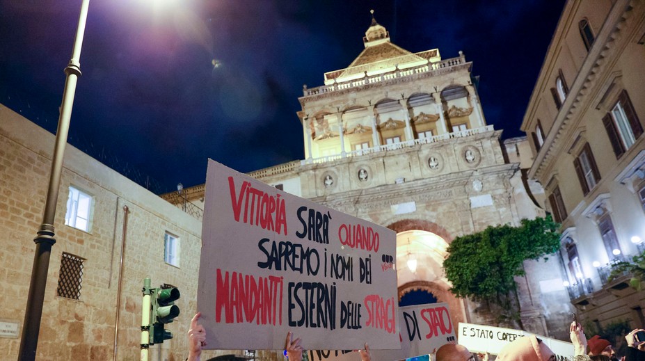 Chválil sa tým, že jeho obete by zaplnili celý cintorín. Takto vyzerá Palermo po zadržaní najvyššieho bosa mafie