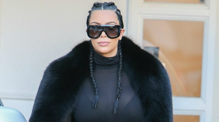 Kim asi úplne stratila súdnosť. Na obrovských krivkách takéto legínsy?!