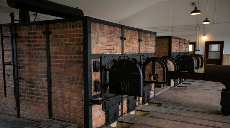 Exkurzie v múzeu v Buchenwalde narušujú neonacisti, ktorí spochybňujú holokaust