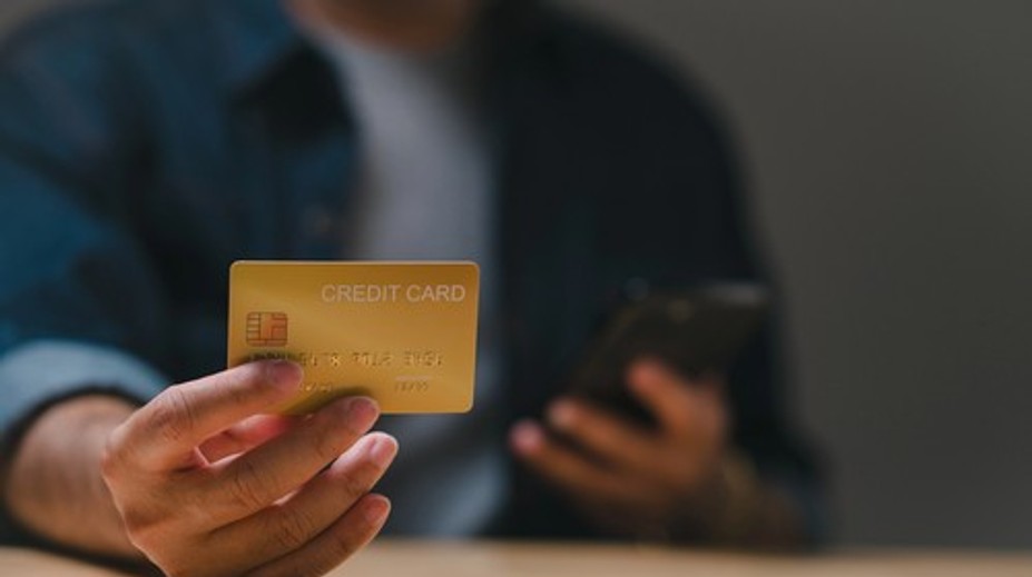 Podvodníci útočia čoraz sofistikovanejšie. Odborník radí, kedy spozornieť