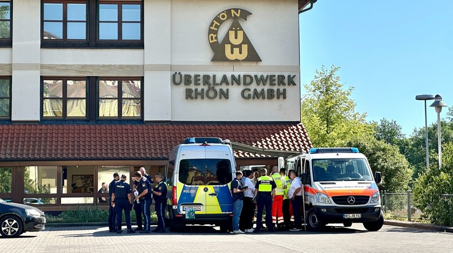 Útok nožom v areáli firmy v Bavorsku: Muž zavraždil ženu, ďalších dvoch zamestnancov vážne zranil