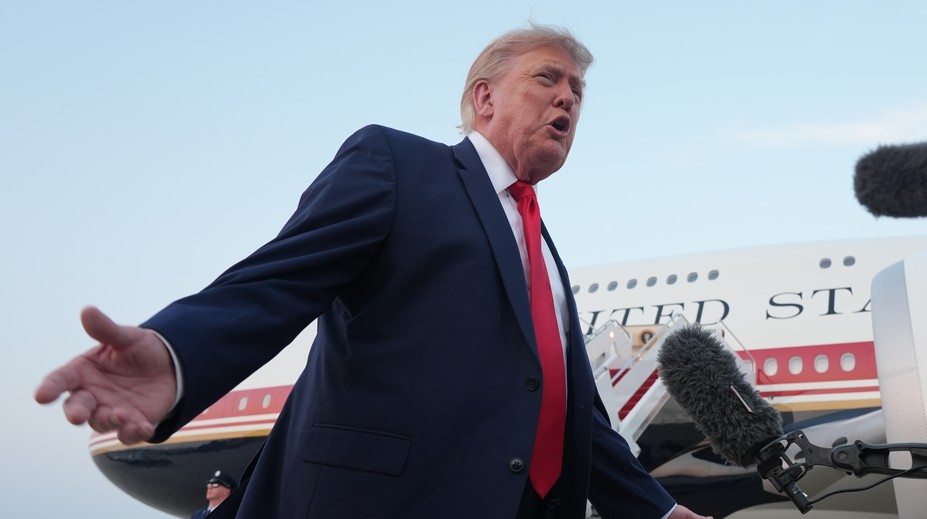 USA ukončili deviatu nočnú vlnu útokov na Irán. Opäť sme ich veľmi tvrdo zasiahli, tvrdí Trump