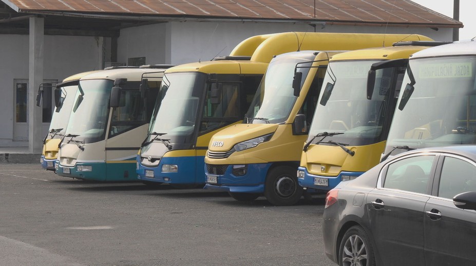Na Zemplíne chceli omladiť mestskú dopravu. Nových autobusov sa však tak skoro zrejme nedočkajú