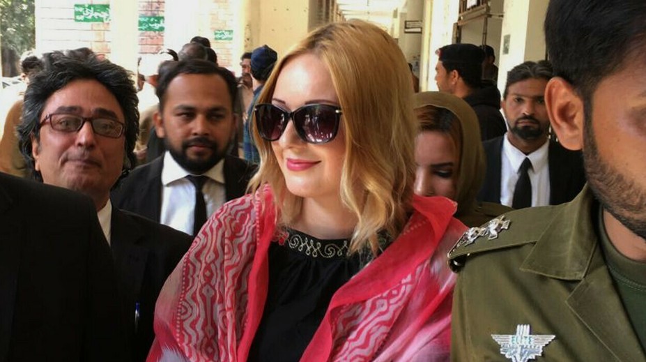 Češka Tereza zrejme tajne opustila Pakistan. Mala by byť už v Česku