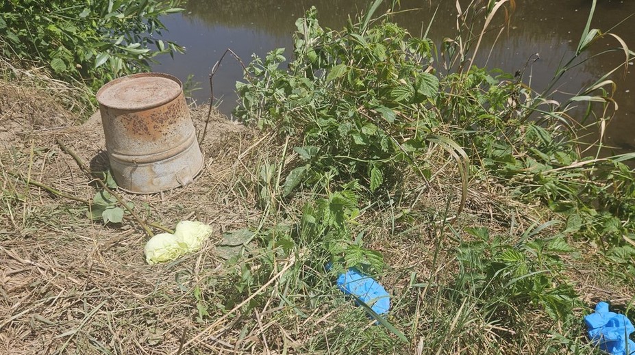 FOTO: Pri tragédii na Gemeri zahynuli otec so synom. Zabila ich elektrina, keď chceli poliať záhradu